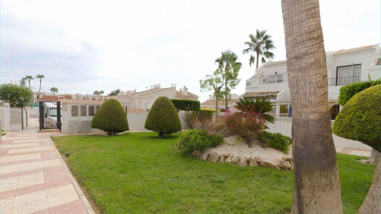 Casa Linda Lägenhet Rojales Exteriör bild
