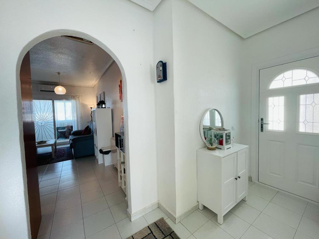Casa Linda Lägenhet Rojales Exteriör bild